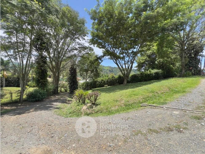 Lote en venta en La Manuela, Manizales, 1525 m² · foto 3 de 4