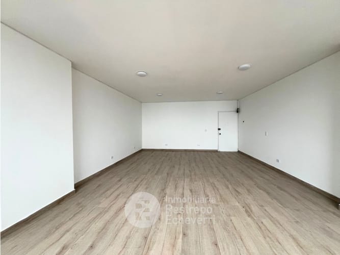 Oficina en venta en El Centro, Manizales, 40 m² · foto 4 de 7