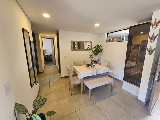 Apartamento de 3 alcobas en venta en El Chingui, Envigado, 84 m² · foto 7 de 15