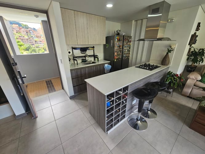 Apartamento de 3 alcobas en venta en El Chingui, Envigado, 84 m² · foto 9 de 15