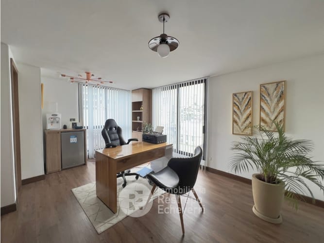 Consultorio en venta en Versalles, Manizales, 23 m² · foto 3 de 5