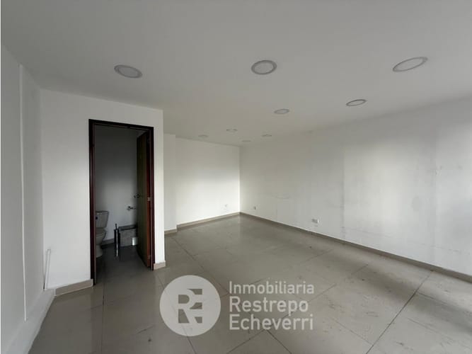 Local en venta en Av Paralela, Manizales, 64 m² · foto 6 de 7