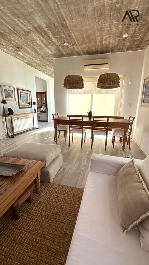 Casa en alquiler c/ cochera en Lugano · Foto 6