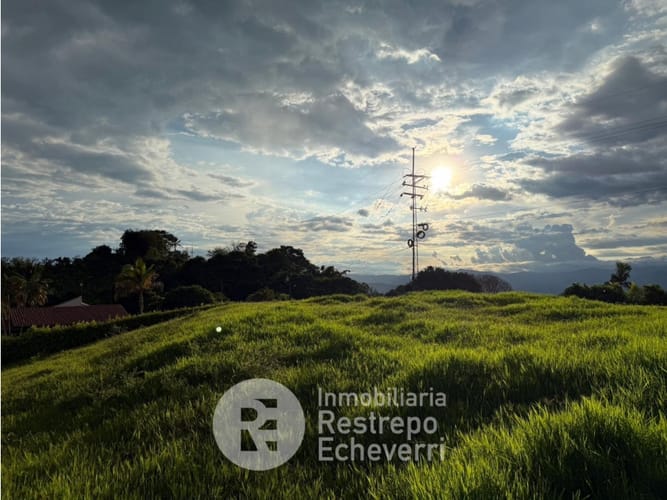 Lote en venta en La Cabaña, Manizales, 8713 m² · foto 3 de 4