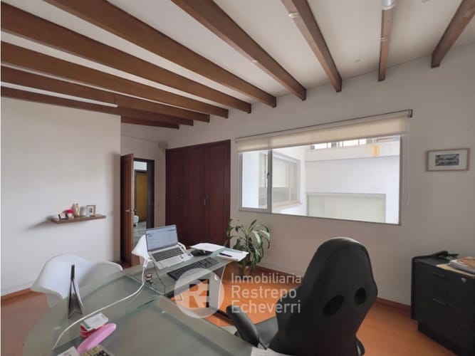 Casa en arriendo en La Arboleda, Manizales, 701 m² · foto 9 de 20