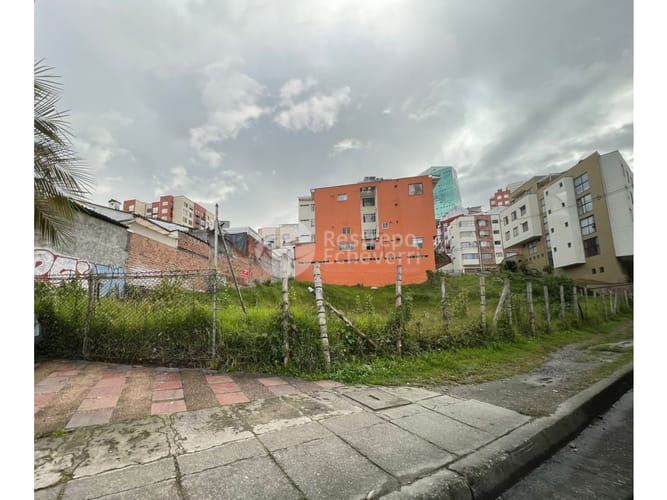 Lote en venta en Los Laureles, Manizales, 916 m² · foto 2 de 5