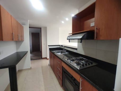 Apartaestudio en arriendo en Cumbres, Envigado, 92 m² · foto 2 de 17