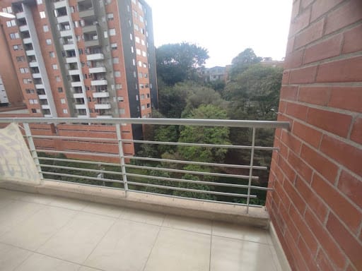 Apartaestudio en arriendo en Cumbres, Envigado, 92 m² · foto 3 de 17