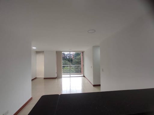 Apartaestudio en arriendo en Cumbres, Envigado, 92 m² · foto 5 de 17