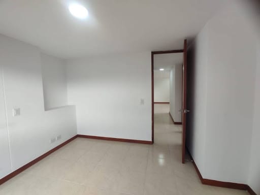 Apartaestudio en arriendo en Cumbres, Envigado, 92 m² · foto 9 de 17