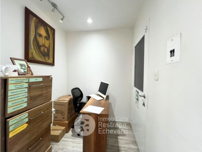 Oficina en venta en El Centro, Manizales, 22 m² · foto 3 de 5