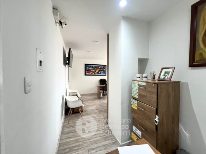 Oficina en venta en El Centro, Manizales, 22 m² · foto 4 de 5