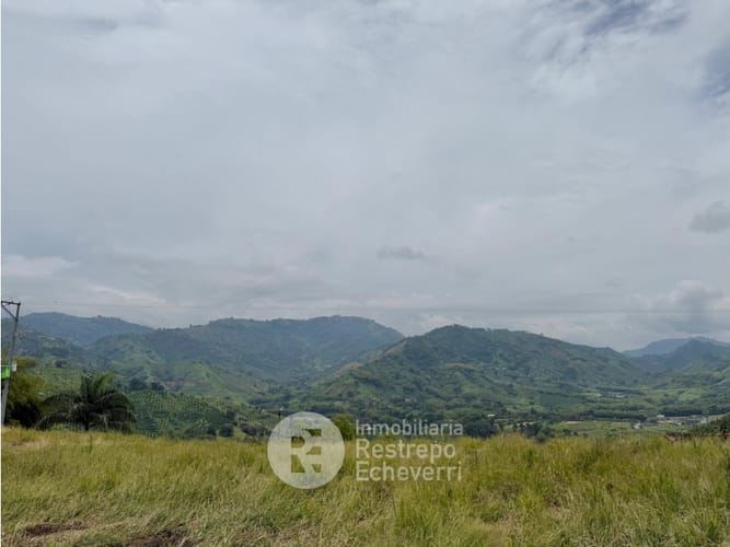 Lote en venta en La Trinidad, Manizales, 1731 m² · foto 8 de 14