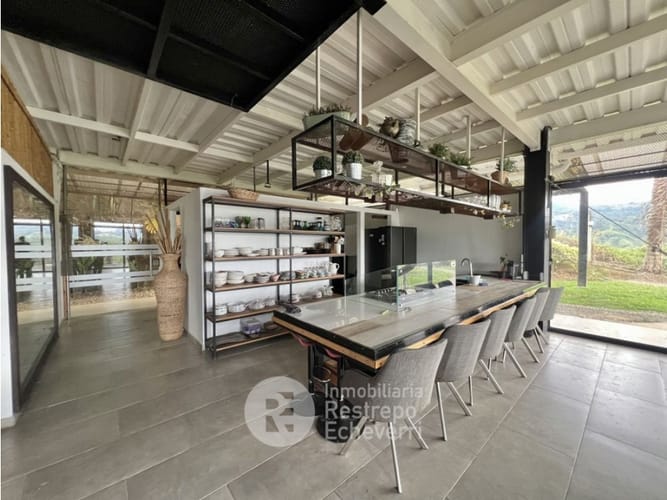 Casa de 5 alcobas en venta en El Rosario, Manizales, 420 m² · foto 5 de 24