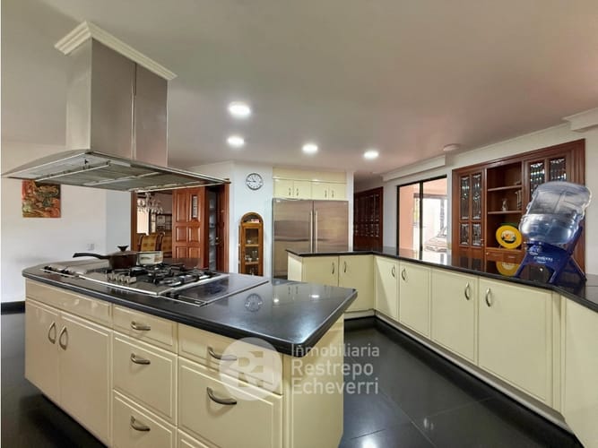 Casa de 7 alcobas en venta en Alhambra, Manizales, 600 m² · foto 10 de 24