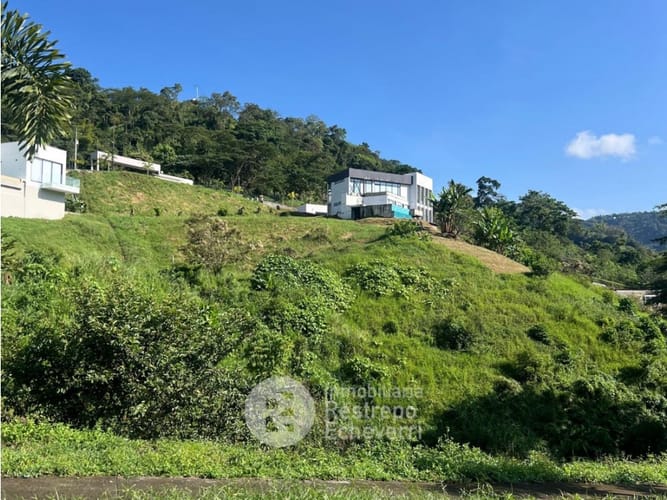 Lote en venta en El Rosario, Manizales, 2665 m² · foto 12 de 14
