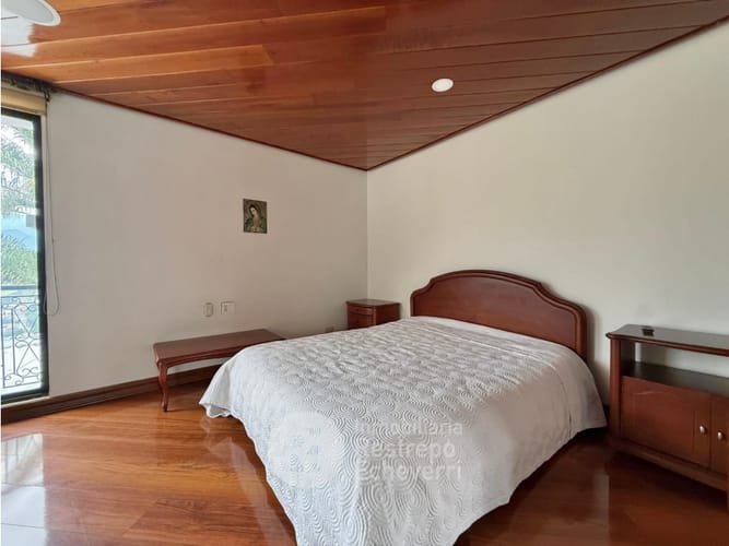 Casa de 7 alcobas en venta en Alhambra, Manizales, 600 m² · foto 24 de 24