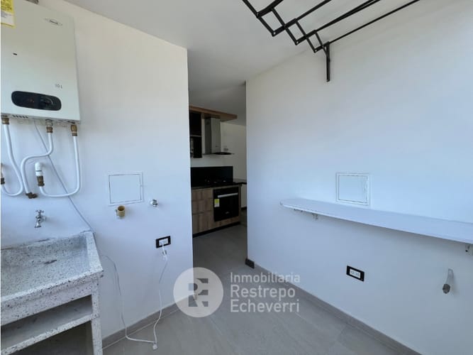 Apartamento de 2 alcobas en venta en La Francia, Manizales, 60 m² · foto 7 de 16