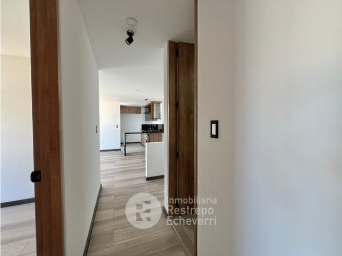 Apartamento de 2 alcobas en venta en La Francia, Manizales, 60 m² · foto 11 de 16
