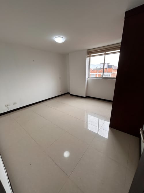Apartamento de 4 alcobas en arriendo en San Joaquin, Medellín, 88 m² · foto 15 de 17