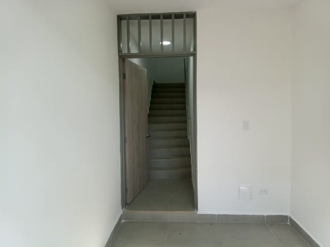 Local en arriendo en Santa Monica, Cali, 155 m² · foto 2 de 16