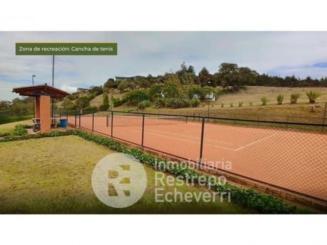 Lote en venta en La Plazuela, La Calera, 1960 m² · foto 3 de 9