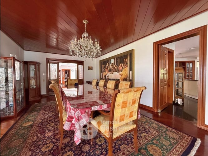 Casa de 7 alcobas en arriendo en Alhambra, Manizales, 600 m² · foto 4 de 24