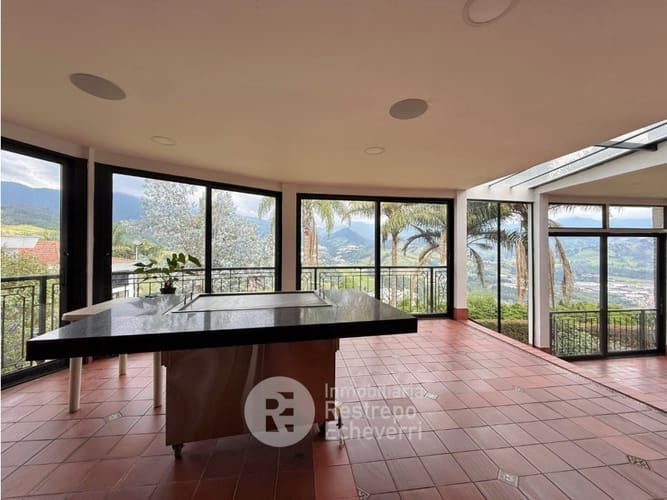 Casa de 7 alcobas en arriendo en Alhambra, Manizales, 600 m² · foto 11 de 24