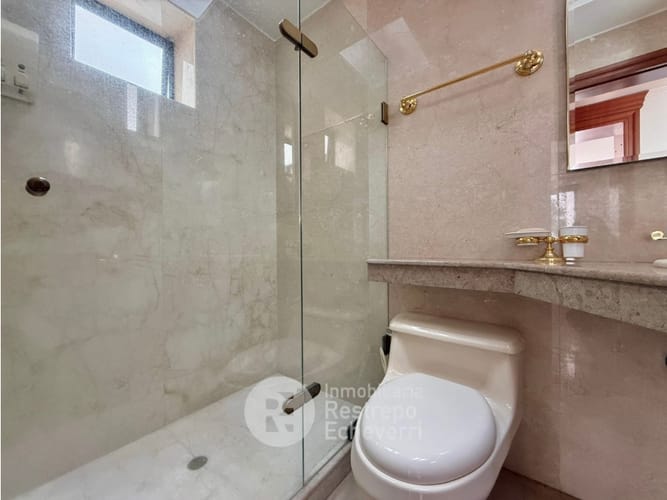 Casa de 7 alcobas en arriendo en Alhambra, Manizales, 600 m² · foto 17 de 24