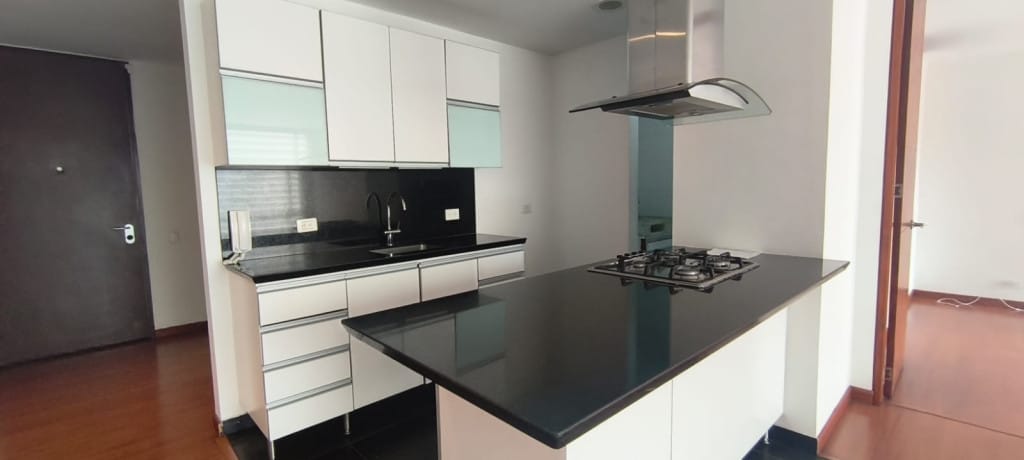 Apartamento de 2 alcobas en arriendo en Santa Barbara, Bogotá, 70 m² · foto 4 de 21