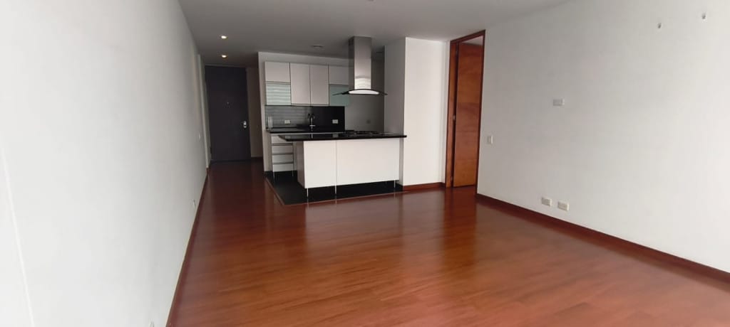 Apartamento de 2 alcobas en arriendo en Santa Barbara, Bogotá, 70 m² · foto 5 de 21
