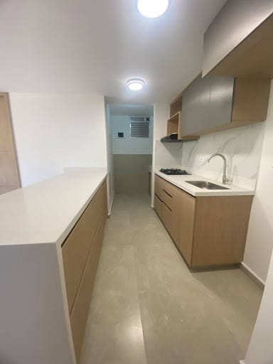 Apartamento de 2 alcobas en arriendo en El Porvenir, Rionegro, 58 m² · foto 3 de 12