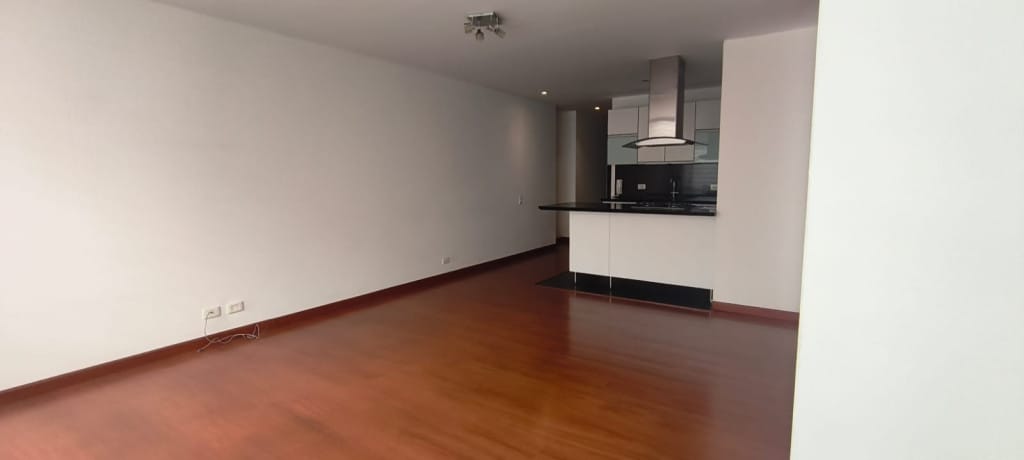 Apartamento de 2 alcobas en arriendo en Santa Barbara, Bogotá, 70 m² · foto 6 de 21