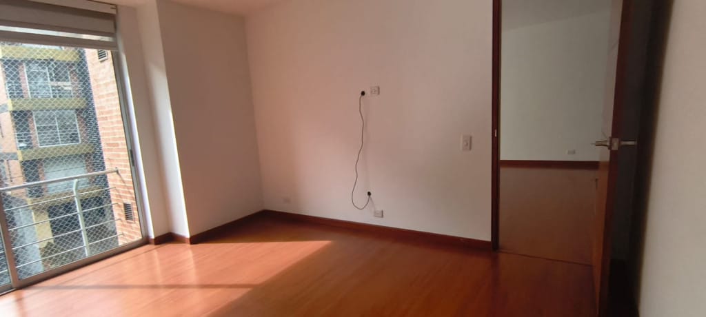 Apartamento de 2 alcobas en arriendo en Santa Barbara, Bogotá, 70 m² · foto 8 de 21