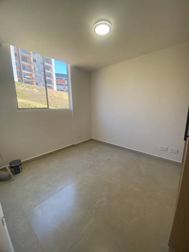 Apartamento de 2 alcobas en arriendo en El Porvenir, Rionegro, 58 m² · foto 10 de 12