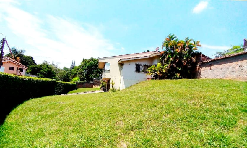 Casa de 4 alcobas en venta en Ciudad Jardin, Cali, 1581 m² · foto 4 de 24