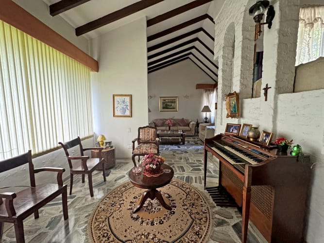 Casa de 4 alcobas en venta en Ciudad Jardin, Cali, 1581 m² · foto 6 de 24