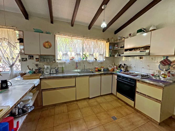 Casa de 4 alcobas en venta en Ciudad Jardin, Cali, 1581 m² · foto 7 de 24