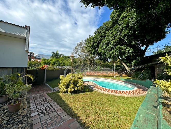 Casa de 4 alcobas en venta en Ciudad Jardin, Cali, 1581 m² · foto 23 de 24