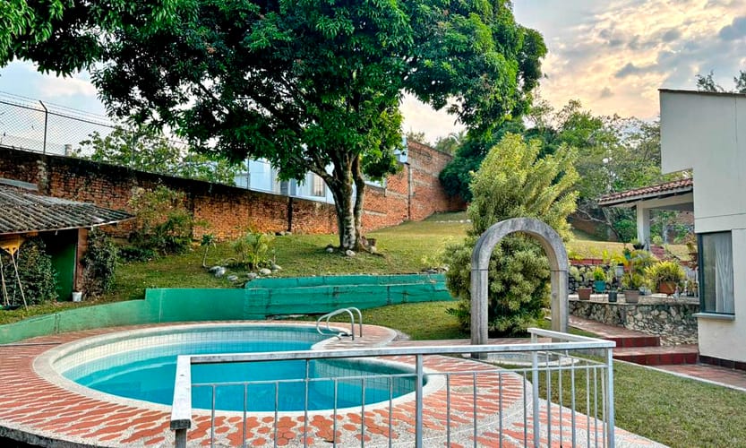 Casa de 4 alcobas en venta en Ciudad Jardin, Cali, 1581 m² · foto 24 de 24