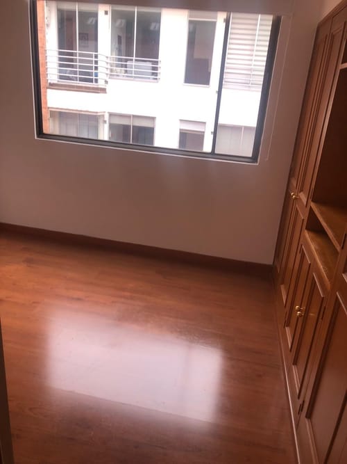 Apartamento de 4 alcobas en arriendo en Cedro Golf, Bogotá, 120 m² · foto 7 de 24