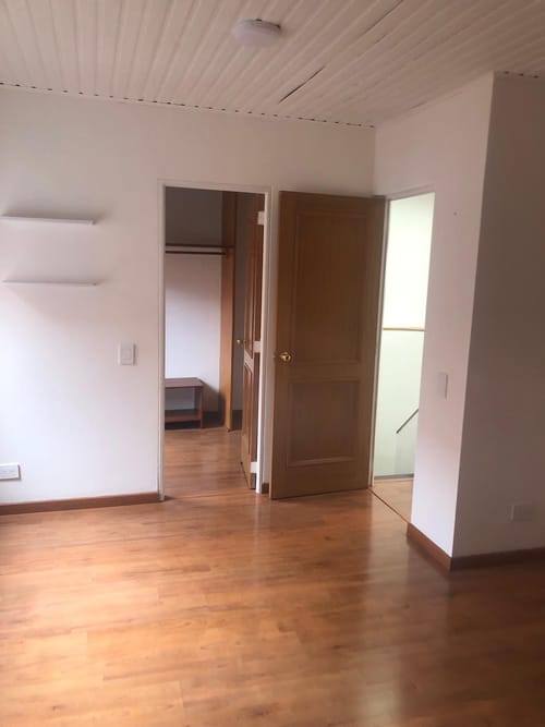 Apartamento de 4 alcobas en arriendo en Cedro Golf, Bogotá, 120 m² · foto 12 de 24