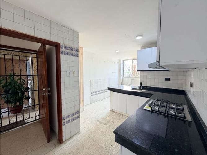 Apartamento de 2 alcobas en venta en La Cumbre, Barranquilla, 107 m² · foto 5 de 17