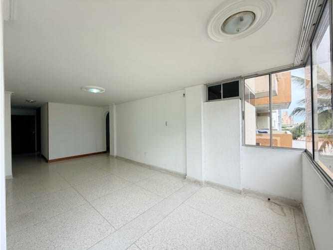 Apartamento de 2 alcobas en venta en La Cumbre, Barranquilla, 107 m² · foto 7 de 17