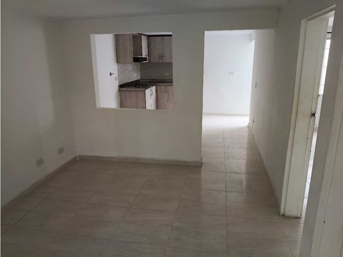 Apartamento de 4 alcobas en arriendo en Belen Las Playas, Medellín, 85 m² · foto 3 de 19