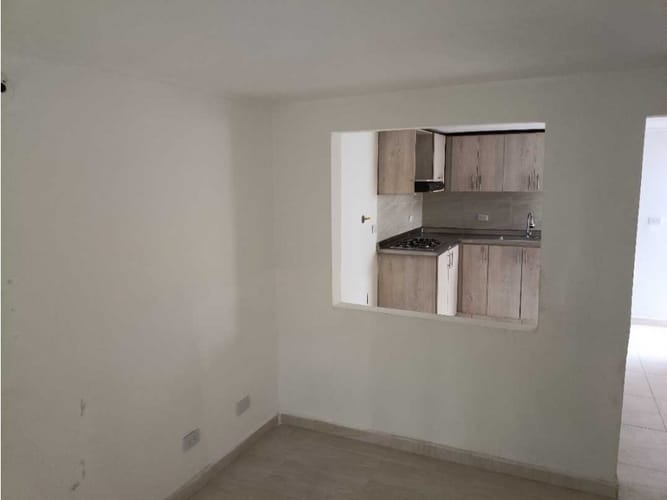 Apartamento de 4 alcobas en arriendo en Belen Las Playas, Medellín, 85 m² · foto 5 de 19