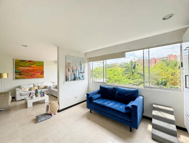 Apartamento de 2 alcobas en venta en Bellavista, Cali, 110 m² · foto 2 de 24