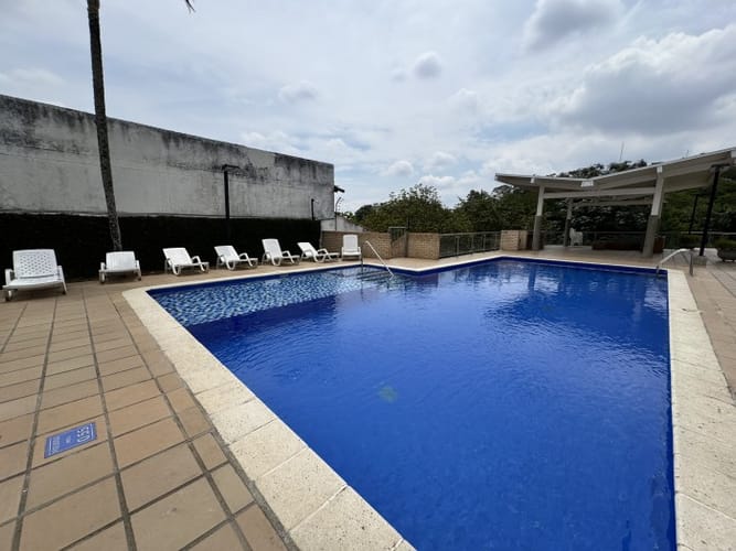 Apartamento de 2 alcobas en venta en Bellavista, Cali, 110 m² · foto 9 de 24