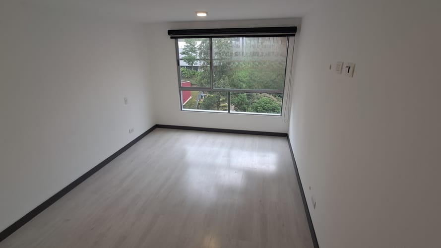 Apartamento de 2 alcobas en arriendo en Camino Verde, Envigado, 74 m² · foto 12 de 16