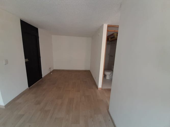 Apartamento de 2 alcobas en venta en La Esperanza Sur, Bogotá, 42 m² · foto 11 de 20